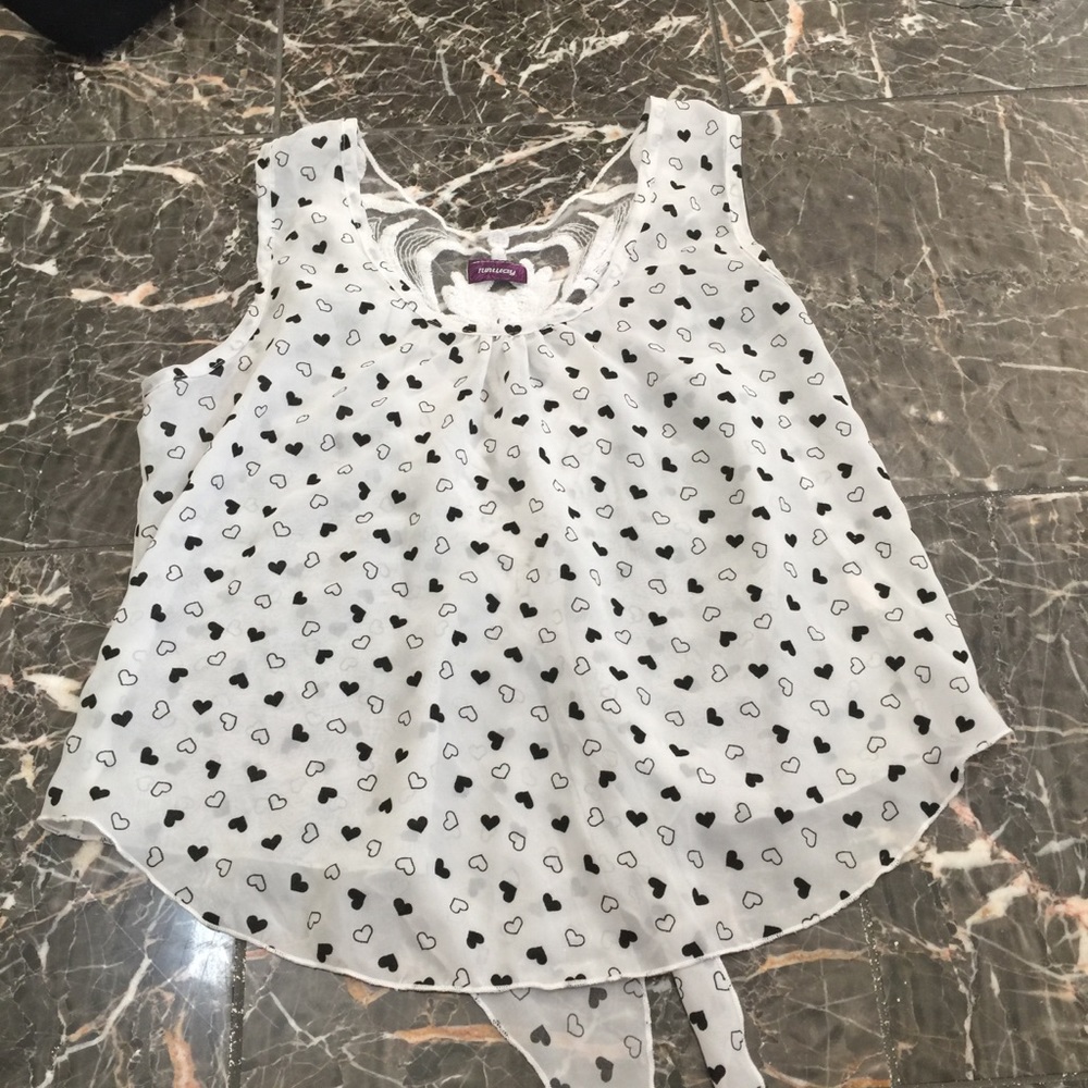 Runway sheer tank with hearts